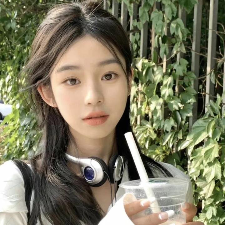 小龙虾游山庄
